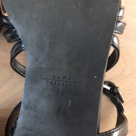 Zara Strappy Leopard Sandals - Picture 4 of 4